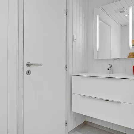 Beautiful In Grenaa With Kitchen