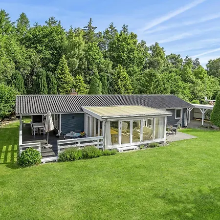 Holiday home Beautiful In Grenaa With Kitchen Brondstrup